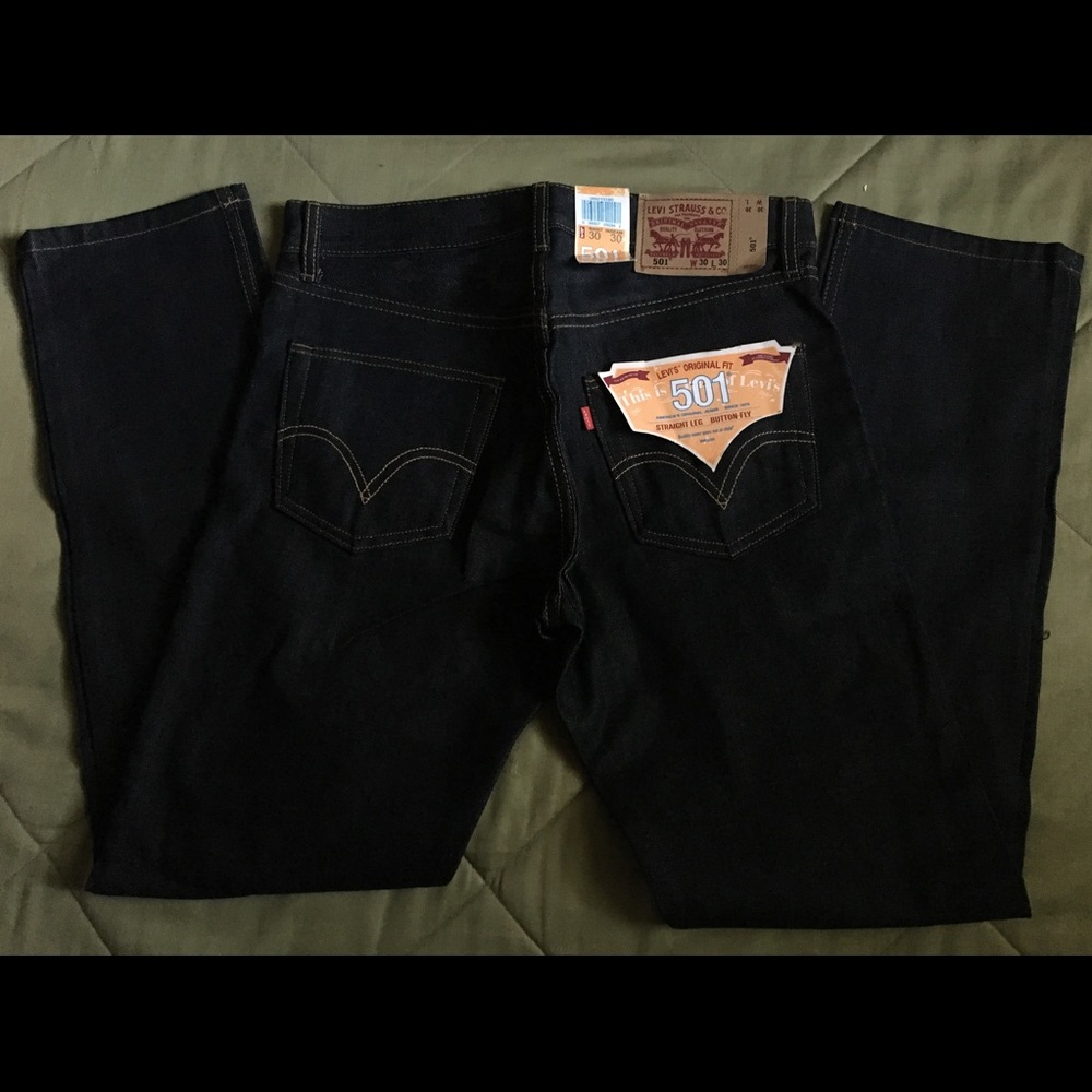 Levi’s Original Fit 501 Straight Leg Button- Fly